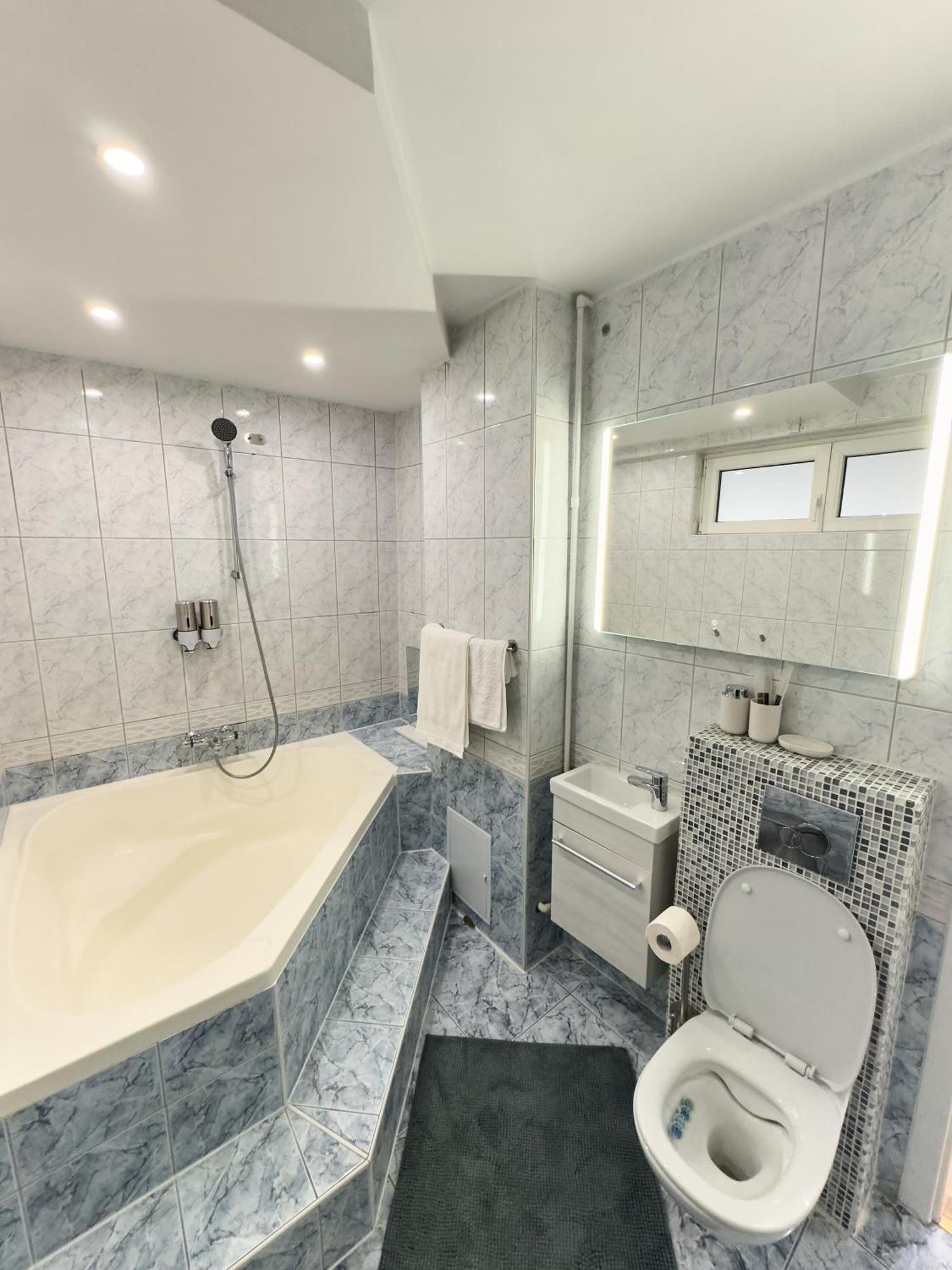 בוקרשט 20 Apartment Centre מראה חיצוני תמונה
